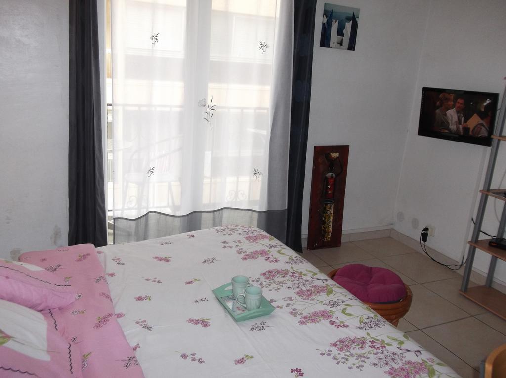CANET Plage appartement 1 chambre , climatisation, parking sécurisé couvert Exterior foto